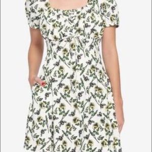 Bees and Roses Corset dress 5X